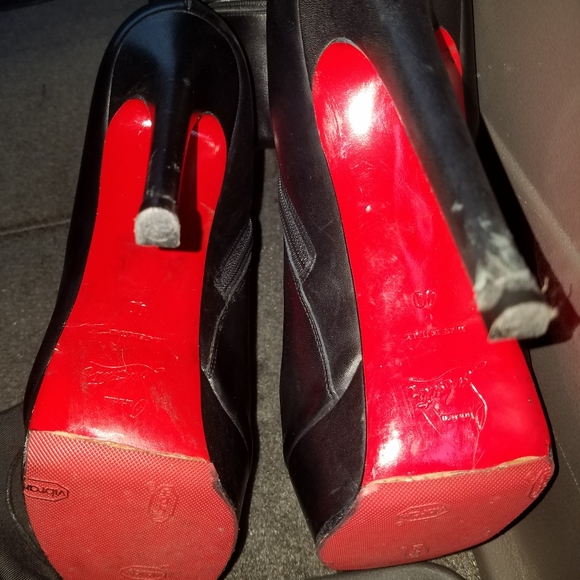 Christian Louboutin Black Bianca Botta 40 - Picture 12 of 16